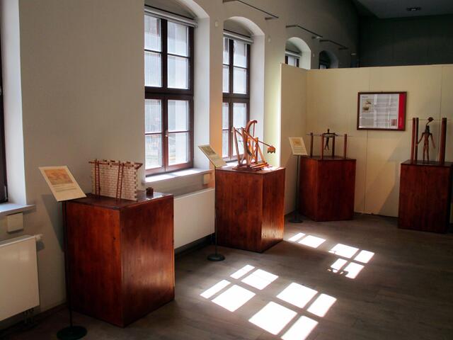Blick in die Ausstellung - Leonardo da Vincis Maschinen in Naumburg !