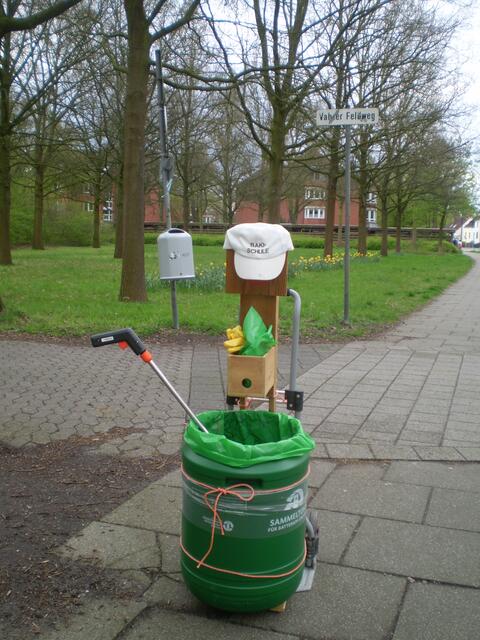 BREMEN RÄUMT AUF am 16. April 2016: BAKI-Man am Vahrer Feldweg