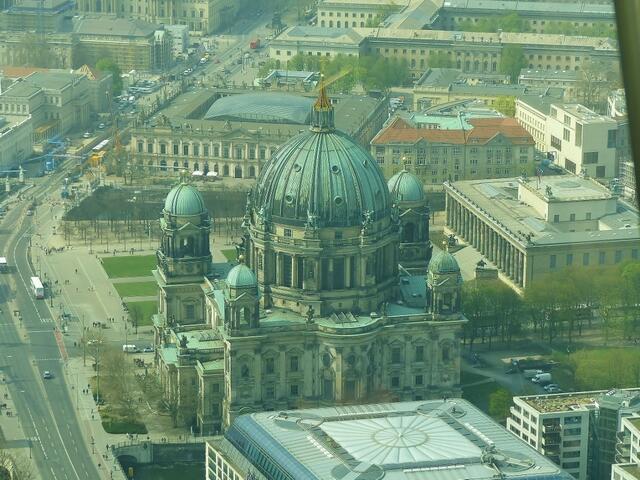 Berliner Dom von oben