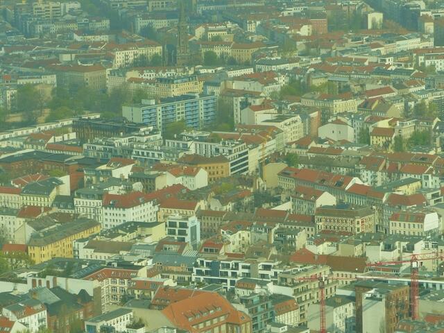 Blick vom Fernsehturm, wie über eine Spielzeugwelt