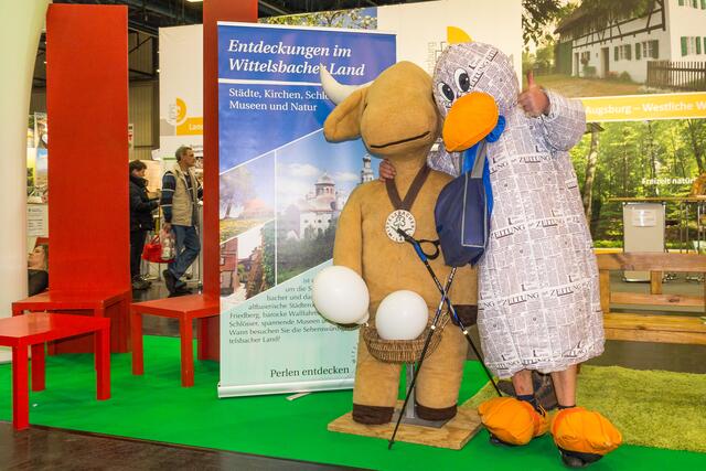 AFA 2016 - Ein nettes Paar: Der Wittelsbacher Ox und die Zeitungsente Paula Print