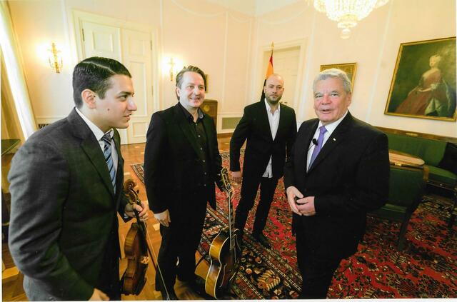 Trio Sandro Roy bei Bundespräsident Gauck | Foto: David Ausserhofer