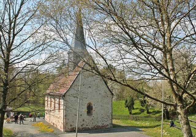 Baugruppe Mittelhessen 14 - die um 1480 erbaute Kapelle aus Lollar