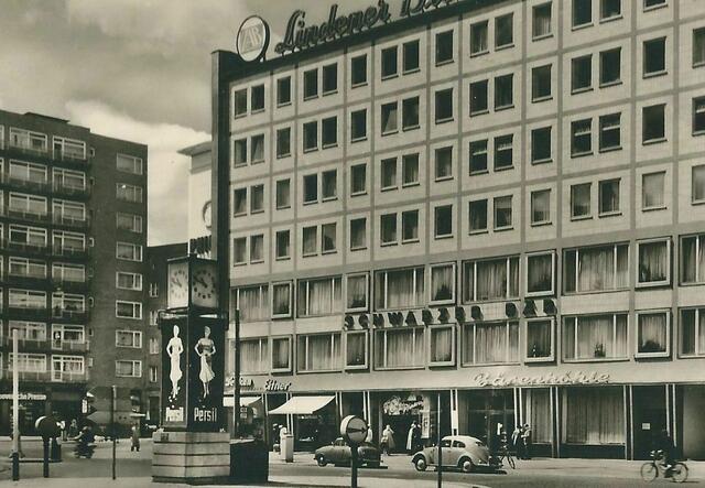 Falke-Uhr, Schwarzer Bär, um 1960.