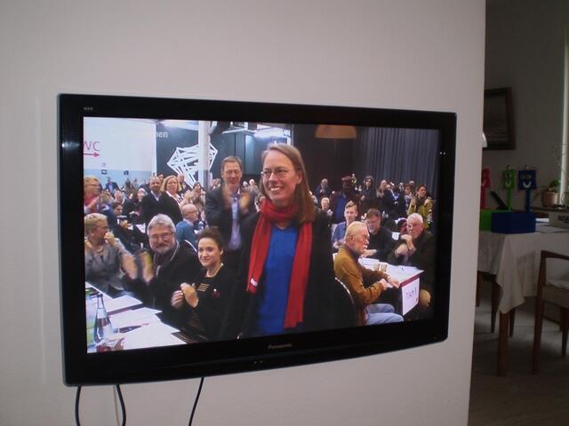 Blick in die RADIO-BREMEN-Sendung am 30. April 2016 zur Wahl der SPD-Landesvorsitzenden Sascha Karolin Aulepp