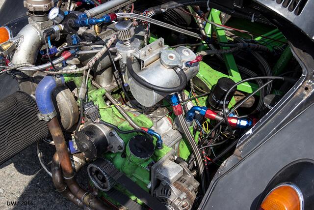 Richtig, das ist der Motor eines Mazda RX-7. Was sagt Euch das? Genau - Zwei-Scheiben-Wankelmotor, hier in der aufgeladenen Variante.
