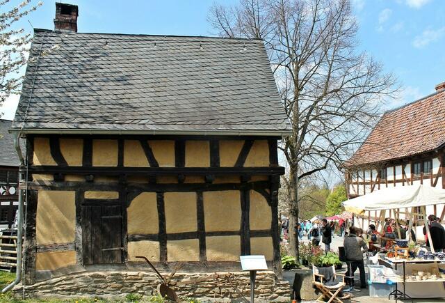 Baugruppe Mittelhessen 2 - eine Huf- und Beschlagschmiede aus Weinbach, 
        die im Jahre 1717 erbaut wurde