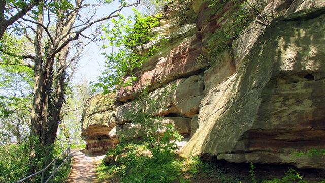 Die Altenburg in Nebra - ein Aufschwung Ost für Boulder (Freikletterer) - und den DWS Führer für Mitteldeutschland ! (5.5.2016)
