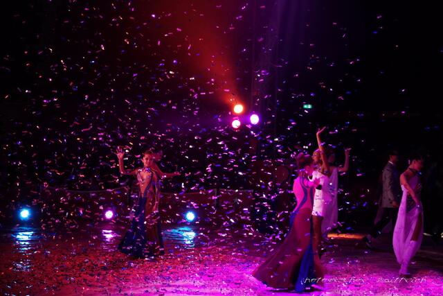 Goldregen für die gelungenen Darbietungen....