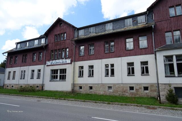 Johanngeorgenstadt. War einstmals richtig was los in diesen Mauern.