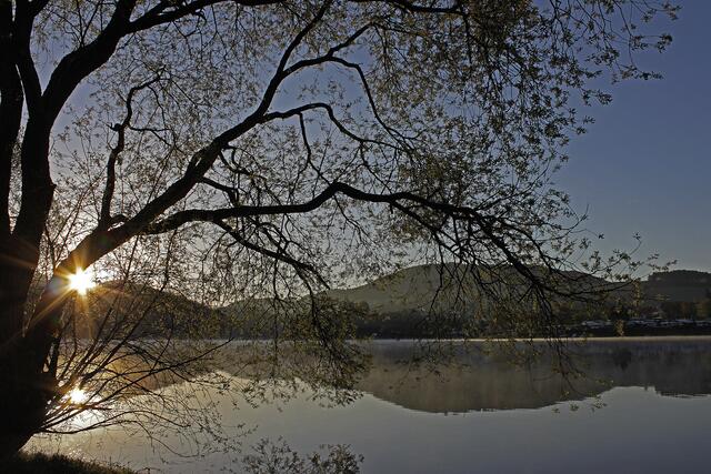 Am Diemelsee-Ufer