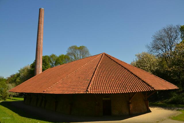 Einzigartig in der Region - Industriedenkmal Ringofen im Willy-Spahn-Park (Foto: Katja Woidtke)