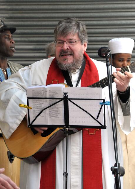 Pastor Karl-Martin Voget von der evangelischen Gnadenkirche zum Heiligen Kreuz in Mittelfeld.