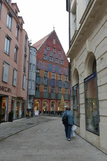 das Weberhaus .....