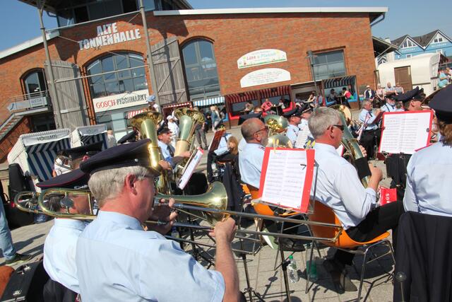 Im Hafen von List Musikzug