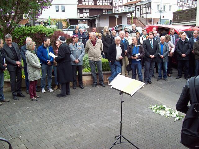 im Anschluß begrüßte er Maurice Budow, den Enkel der Familie Ransenberg.