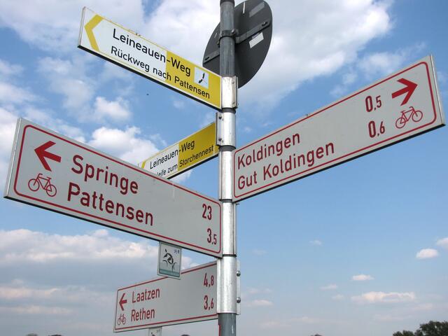 Es gibt viele schöne Ziele in der Fahrradregion. Richtung Koldingen sind wir richtig.