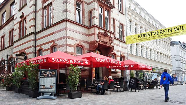 An der Ecke Schlossstraße/Puschkinstraße. Foto: Helmut Kuzina