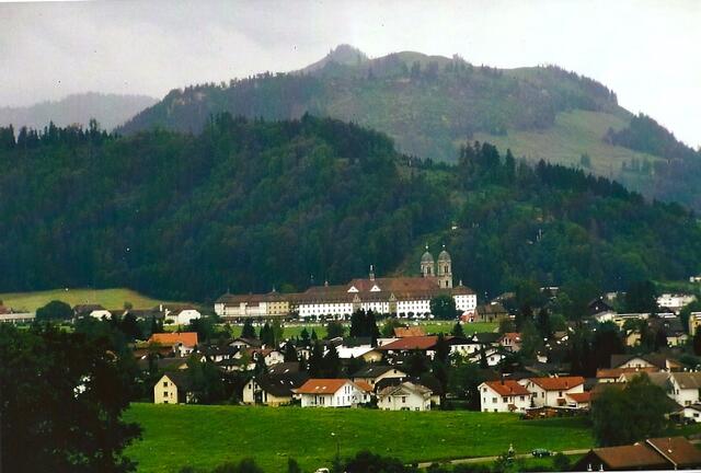 Blick auf Einsiedeln mit dem Benediktinerkloster