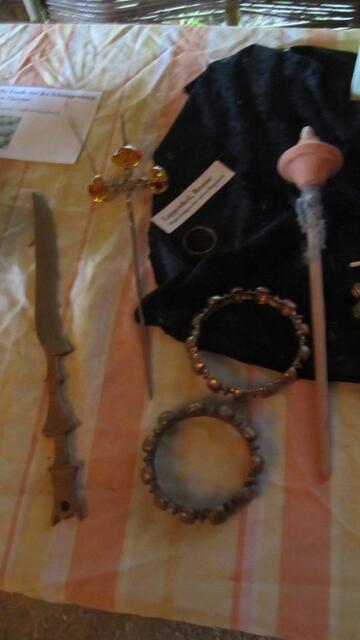 Schmuck, wie er in dieser Zeit hergestellt wurde