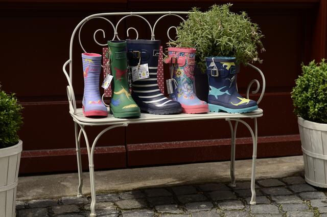 diese hübschen Gummistiefel wären passend gewesen - wir hatten in weiser Voraussicht unsere wasserdichten Wanderschuhe angezogen