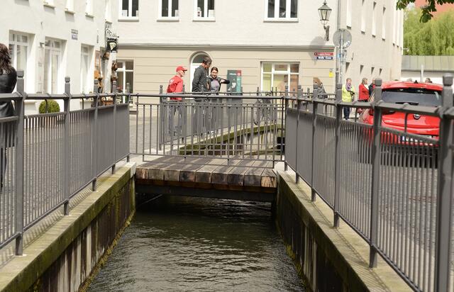 immer wieder Wasser - kein Wunder - es muss aus der Stadt sicher wieder raus geleitet werden