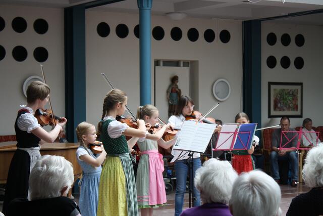 Violinensemble der Sing- und Musikschule Neusäß.
