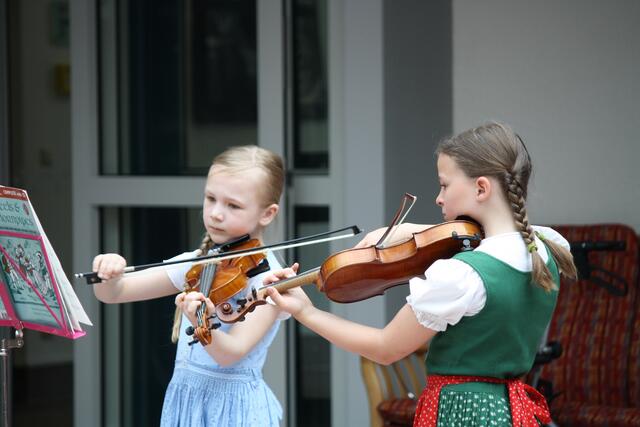 Violinensemble der Sing- und Musikschule Neusäß.