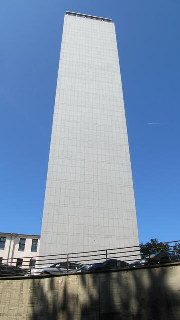 TU-Hochhaus von Oesterlen