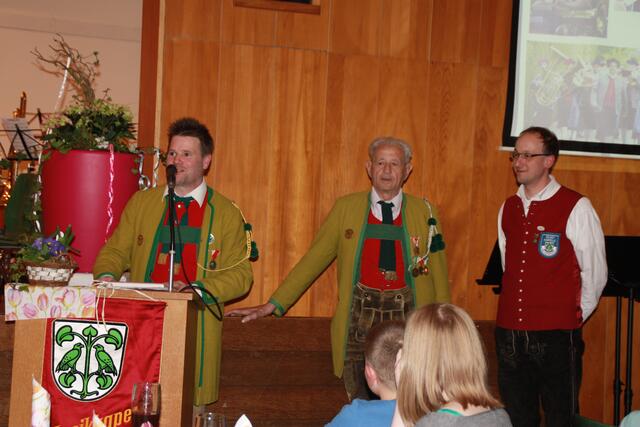 Grußworte von Christian Pichler und Luis Pitschl, von der SK Aldein, beim Festakt im April 2016