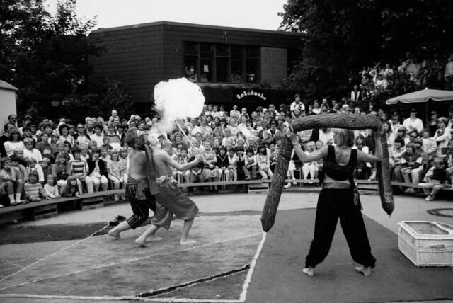 Premierenvorstellung des Kinderzirkus Giovanni im Juni 1985.
