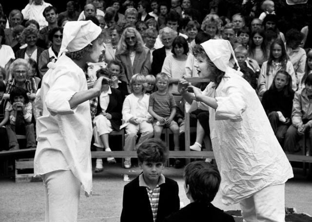 Premierenvorstellung des Kinderzirkus Giovanni im Juni 1985.