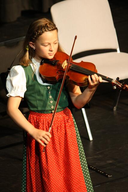 Preisträgerkonzert Jugend-Musikwettbewerb: Victoria Wohlfahrt.