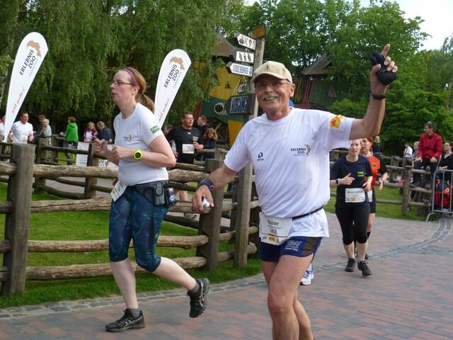 Der Hänigser Spargel-Sprinter kommt an Meyers Hof vorbei.