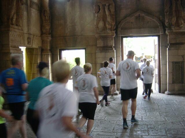Der Parcours führt auch durch den Dschungelpalast des Erlebnis-Zoos Hannover.