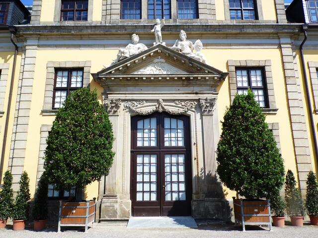 Kurfürstin Sophie ist darin ein- und ausgegangen. Sie hat darin gewohnt.