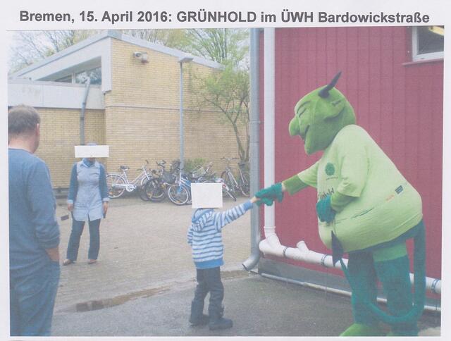 GRÜNHOLD am 15. April 2016 im AWO-ÜWH Bardowickstraße