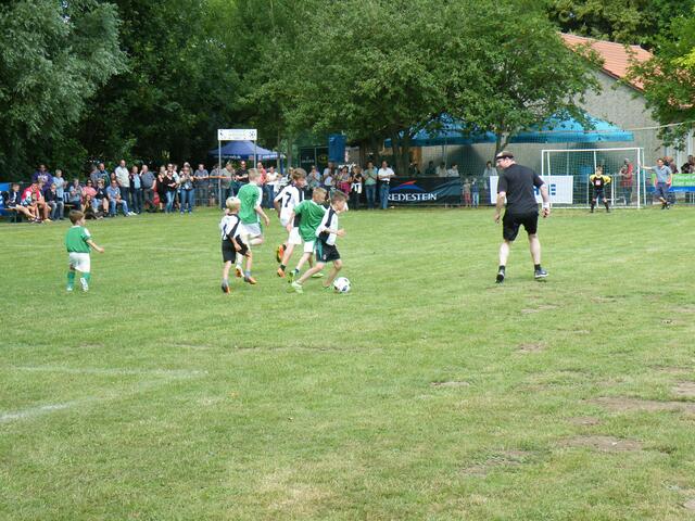 42. Action kurz vor Spielende.