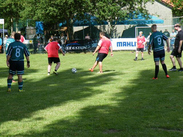 55. Action im Spiel.