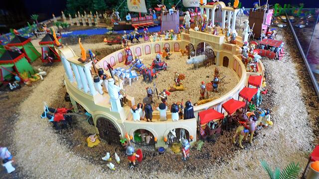 Die Sonderschau »PLAYMOBIL-Spielgeschichte(n) in der Arche Nebra (18.3.–31.10.2016) !