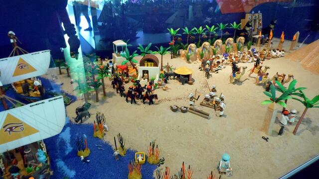 Die Sonderschau »PLAYMOBIL-Spielgeschichte(n) in der Arche Nebra (18.3.–31.10.2016) !