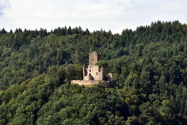 Kastelburg bei Waldkirch, Link: https://de.wikipedia.org/wiki/Kastelburg