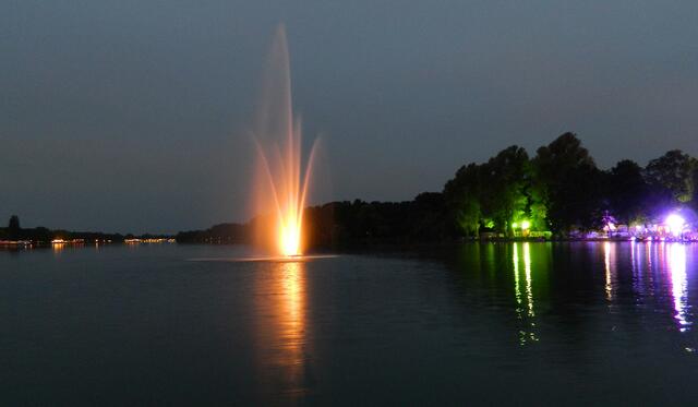 Blick zum Strandbad am Südufer