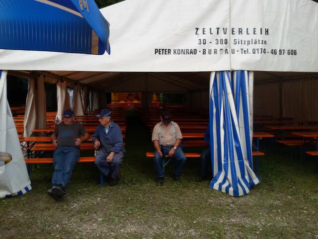 .. der Aufbau und die Vorbereitungen sind fertig ..
