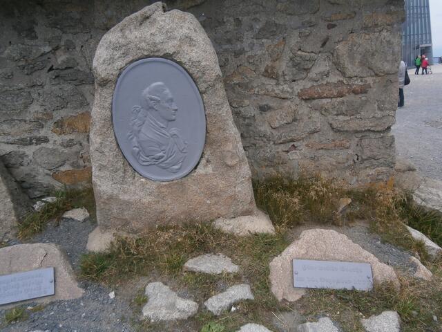Gedenkstein zur Erinnerung an den Besuch von J.W. von Goethe am 10. Dezember 1777