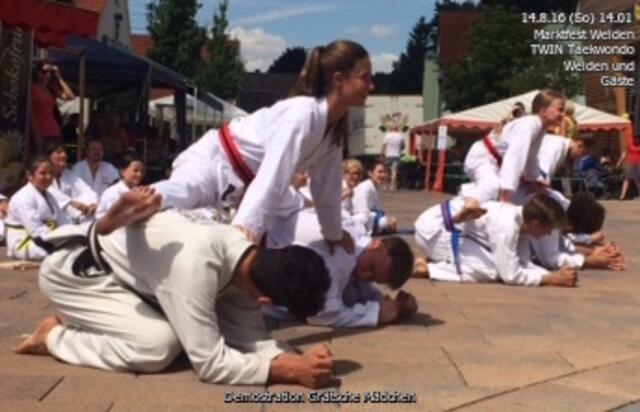 Demostration Grätsche Mädchen