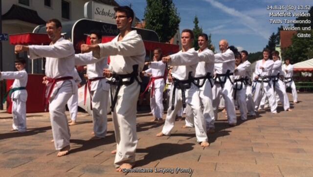 Gemeinsame 1.Hyong (Form)