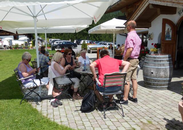 Rast an der Wochenbrunner Alm