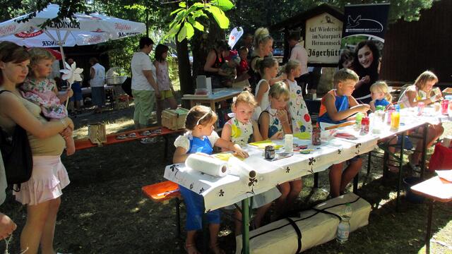 Herzlich Willkommen zum Kinder- und Jugendhilfe e.V. Querfurt im Herrmanseck 2016 !