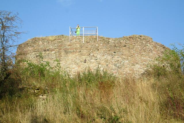 Die Burgruine Frauenberg als Aussichtspunkt.
